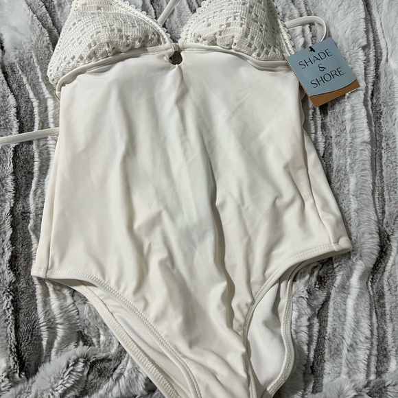 Shade & Shore White One Piece Swimsuit - Picture 3 of 5